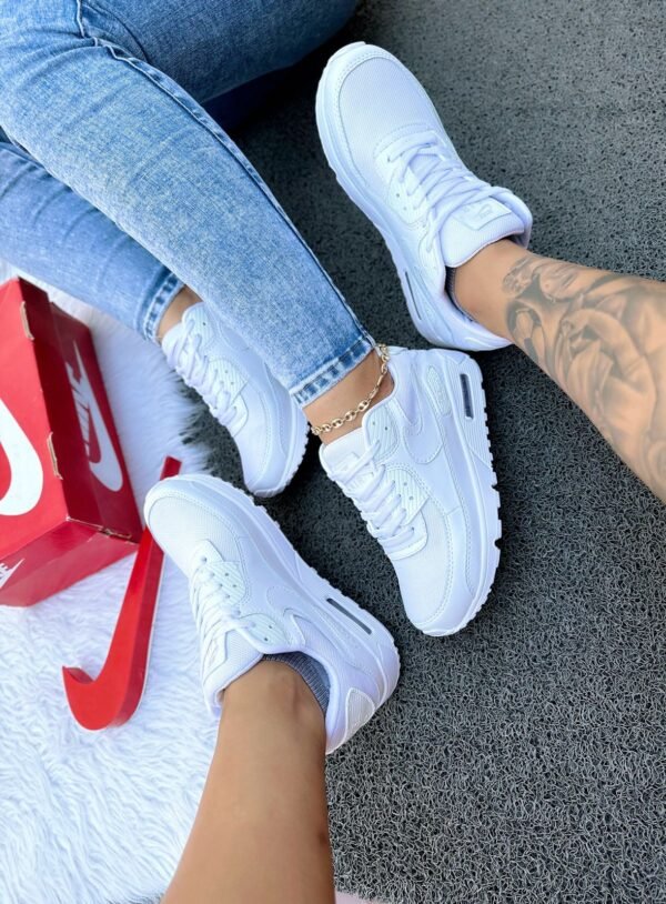Nike Air Max