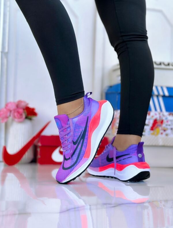 Nike Dama