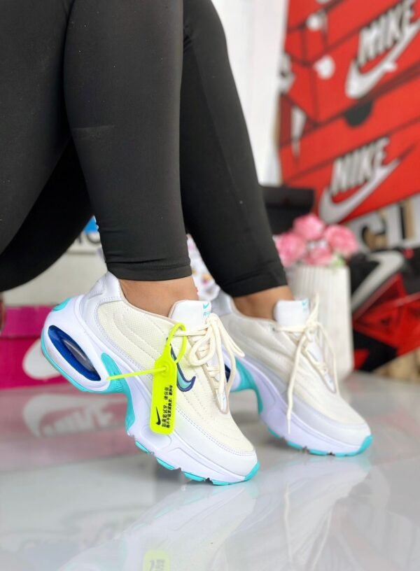 Nike Portal Beige - Verde Nike Portal