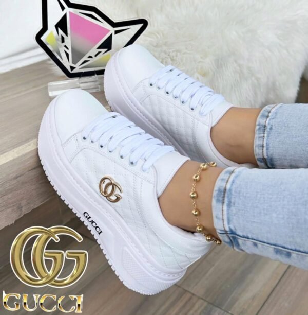 Bellos tenis Gucci Amc
